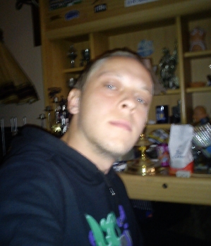 Basti198804