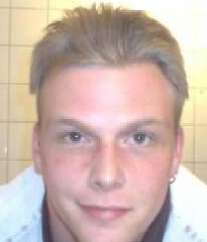 Zum Profil von Charliebraun28