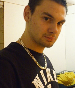 Zum Profil von ChriZz94