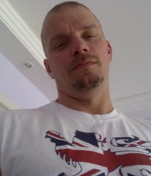 Zum Profil von Darmon74