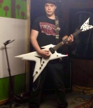 Zum Profil von Diablo95