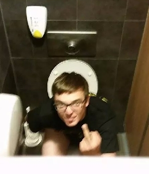 Zum Profil von Felix243