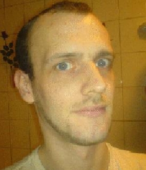 Zum Profil von HollyWood