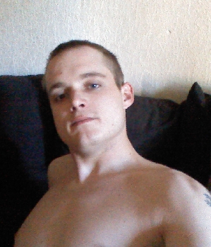 Zum Profil von HotBoy1987