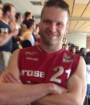 Zum Profil von Humba80