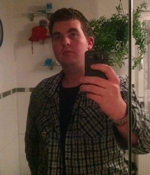 Zum Profil von Macteee