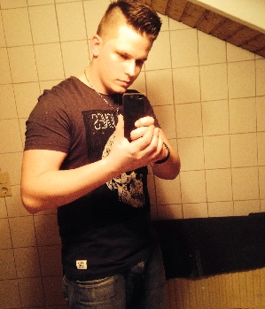 Zum Profil von Manu_1987