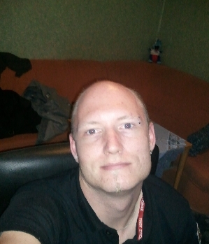 Zum Profil von MarcyDarcy27