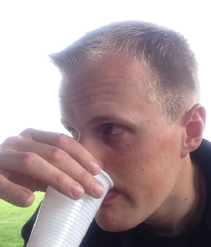 Zum Profil von Momo90