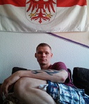 Zum Profil von Neo_night