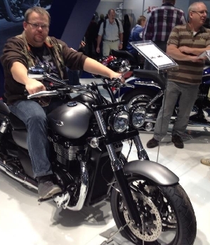 Zum Profil von Nichtsimple