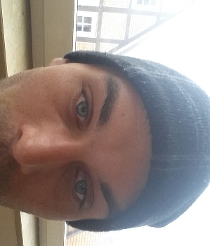 Zum Profil von Simon87