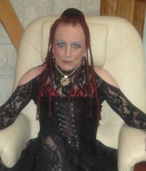 Zum Profil von Thalana