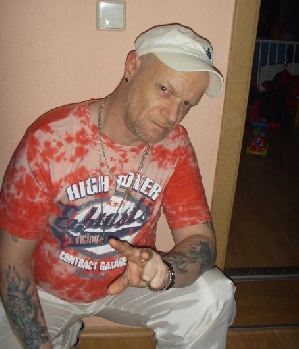 Zum Profil von Tickno