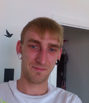 Zum Profil von Zueus87