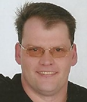 Zum Profil von and9675