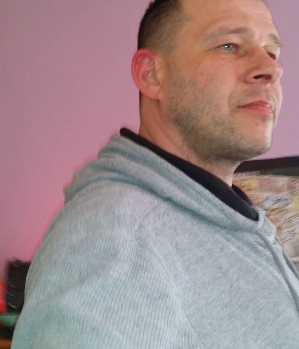 Zum Profil von badboytommy