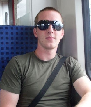 Zum Profil von beelzebub123