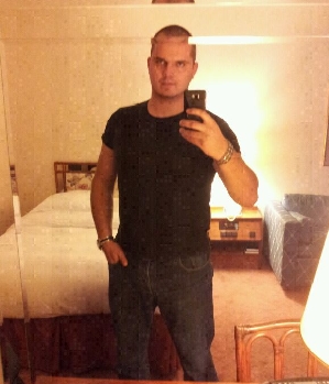 Zum Profil von chris_bwt5ro1