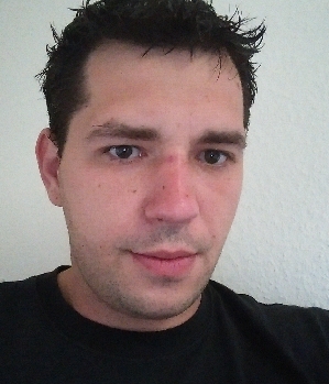 Zum Profil von czene111