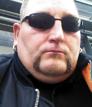 Zum Profil von darkpitt