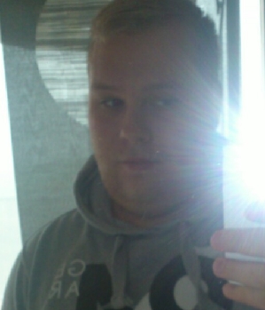 Zum Profil von elton_225