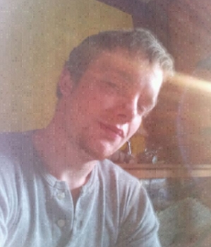 Zum Profil von hellboy7