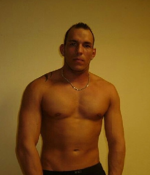 Zum Profil von laakes084