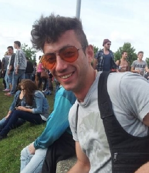 Zum Profil von lustbold89