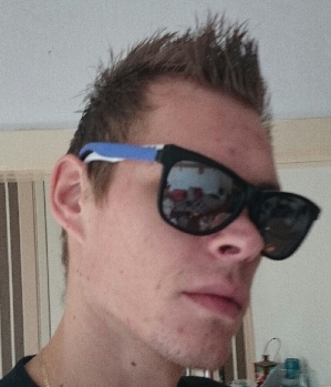 Zum Profil von phantom88