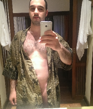 Zum Profil von redrum_327