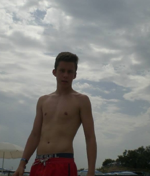 Zum Profil von robxxx17