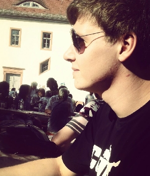 Zum Profil von thueringer93