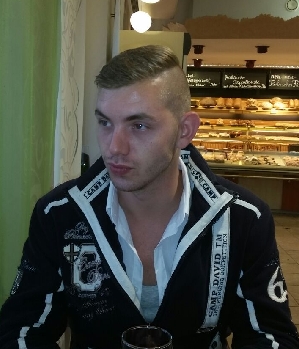 Zum Profil von Andre22