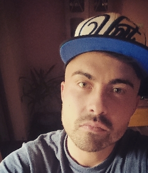 Zum Profil von RACER26