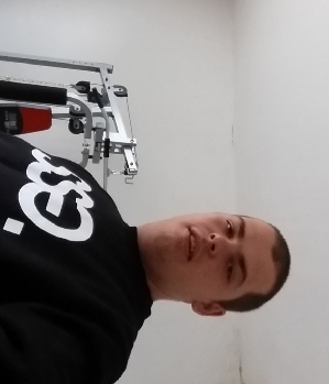 Zum Profil von Robert1992q