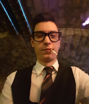 Zum Profil von Tecnine