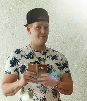 Zum Profil von Tontreiber90