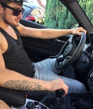 Zum Profil von Willyti