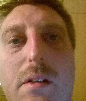 Zum Profil von asd935