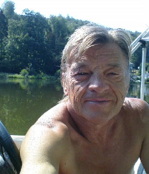 Sex Inserat von: groovyman