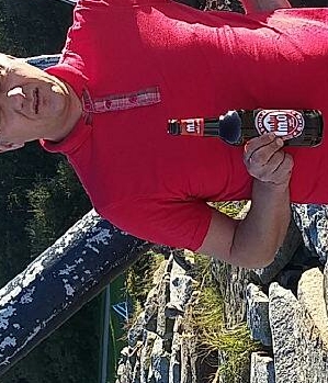 Zum Profil von montschi