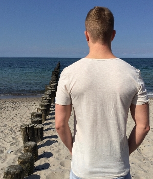 Zum Profil von redbull311