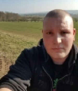 Zum Profil von teddy9388