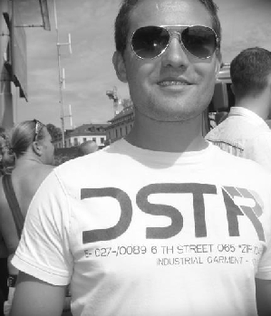 Zum Profil von toni1186