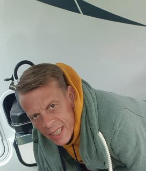 Zum Profil von 18cmteil