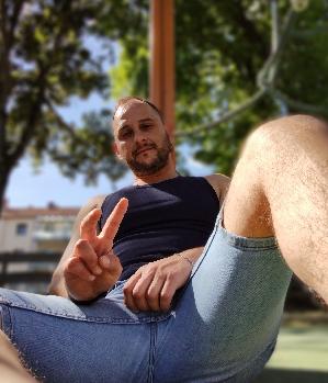 Zum Profil von 3770963