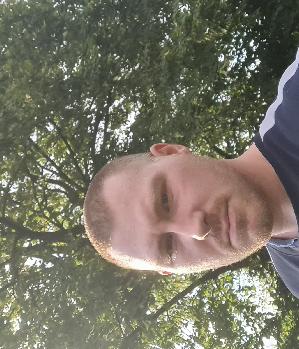 Zum Profil von 89Daniel89