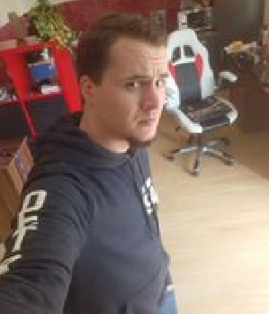 Sex Inserat von: AeonFox92