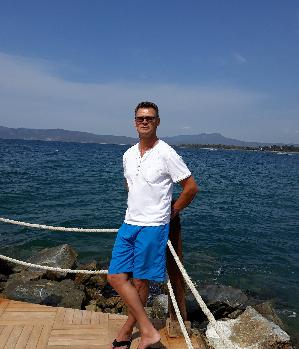 Zum Profil von Afririst